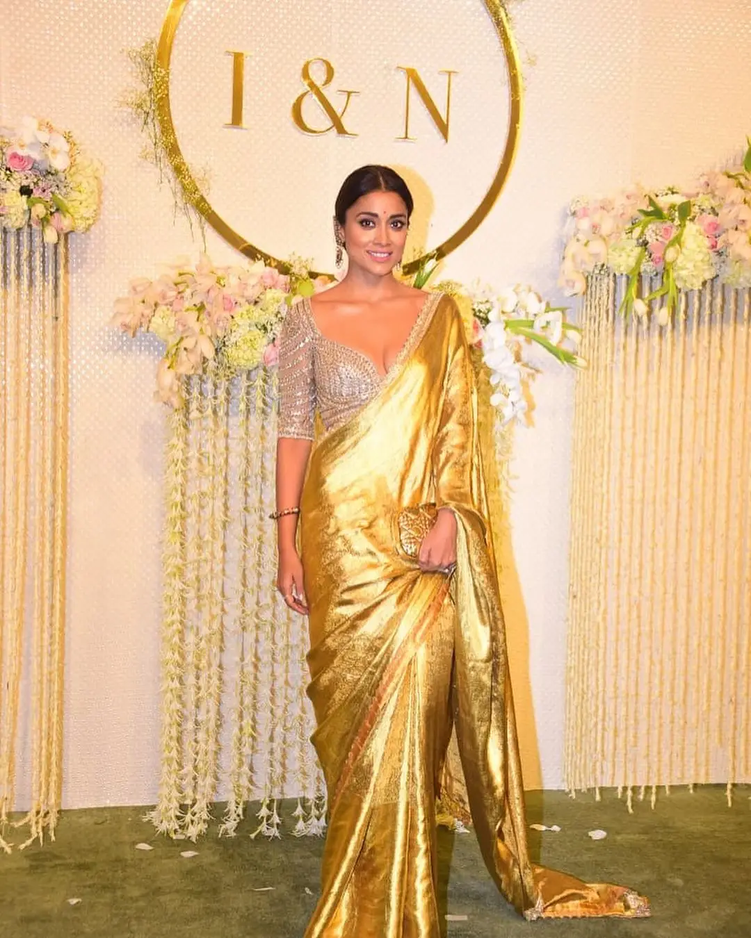 SOUTH INDIAN ACTRESS SHRIYA SARAN IN YELLOW SAREE WHITE BLOUSE 6